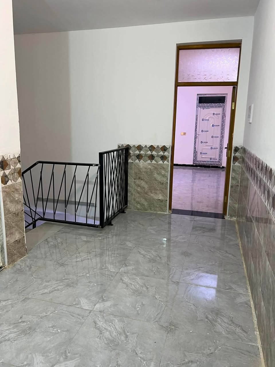 بيت للبيع طابوا زراعي سند 25 على طابوا العامريه المساحه 100م 5x20 
📍المكاسب النصر الاولى الفرع الثاني. 
يحتوي على ثلاث غرف نوم واستقبال كبير ومطبخ وخدمات فوك وجوه السعر 110مليون 

للاستفسار/ ***********
