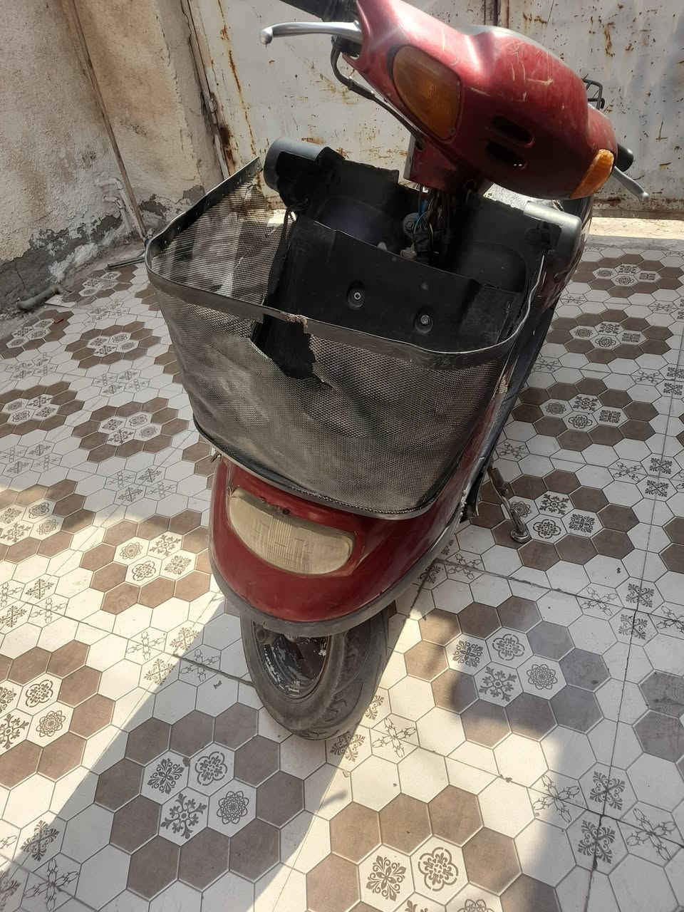 سلام عليكم دراجه منغولي للبيع شاصي مكفول محرك مجفته قبل شهرين شلعته تخبل عوزه فقط ترتيب كفرات كهربائيات شغاله السعر ١٧٥
***********
