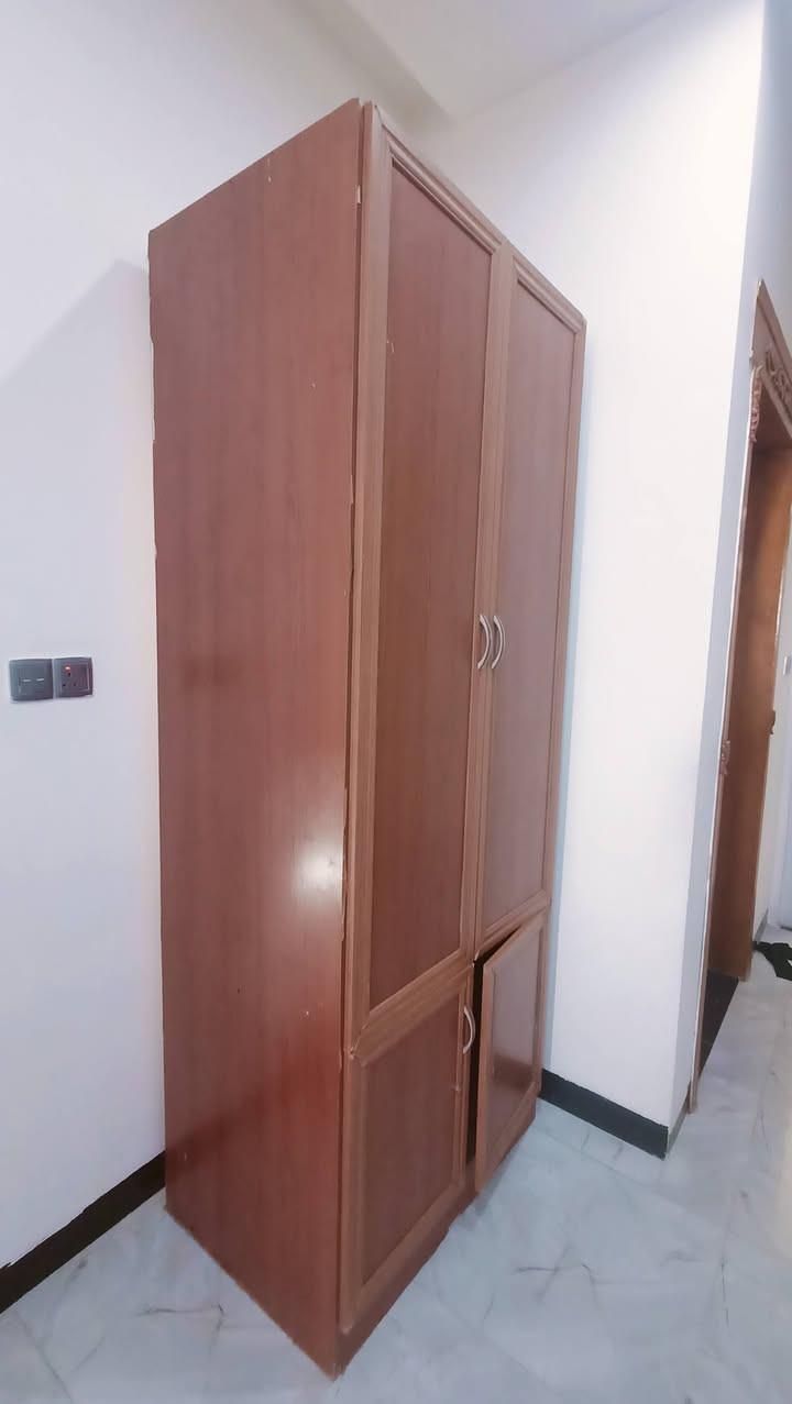السلام عليكم دولاب خشب للملابس بحالة جيدة ارتفاع 230سم عمق 60سم وعرضه 90سم ..... ادفع سعر معقول ابيع.... مكاني موصل حي الفلاح فرع الملعب.. للتواصل
***********
السلام عليكم دولاب خشب للملابس بحالة جيدة ارتفاع 230سم عمق 60سم وعرضه 90سم ..... ادفع سعر معقول ابيع.... مكاني موصل حي الفلاح فرع الملعب.. للتواصل
