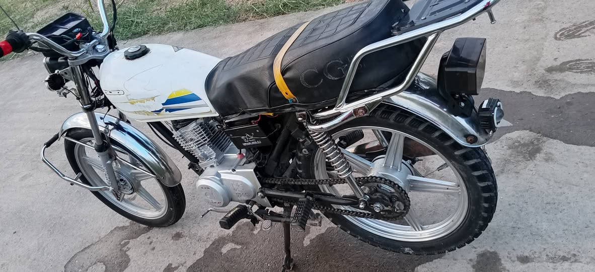 سلام عليكم
دراجه 21 اربع كير دراجه مكفوله كهربائيات كلهه شغاله السعر 350 وبيها مجال مكاني بغداد المعامل الرقم ***********

