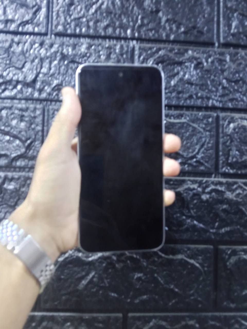 تيكنو سبارك 30 C
ذاكرة 256
رام 8+5
ممفتوح فقط شاصي معووج شوية وممأثر عليه 
سعره 165 مكاني أيسر رقمي ***********
