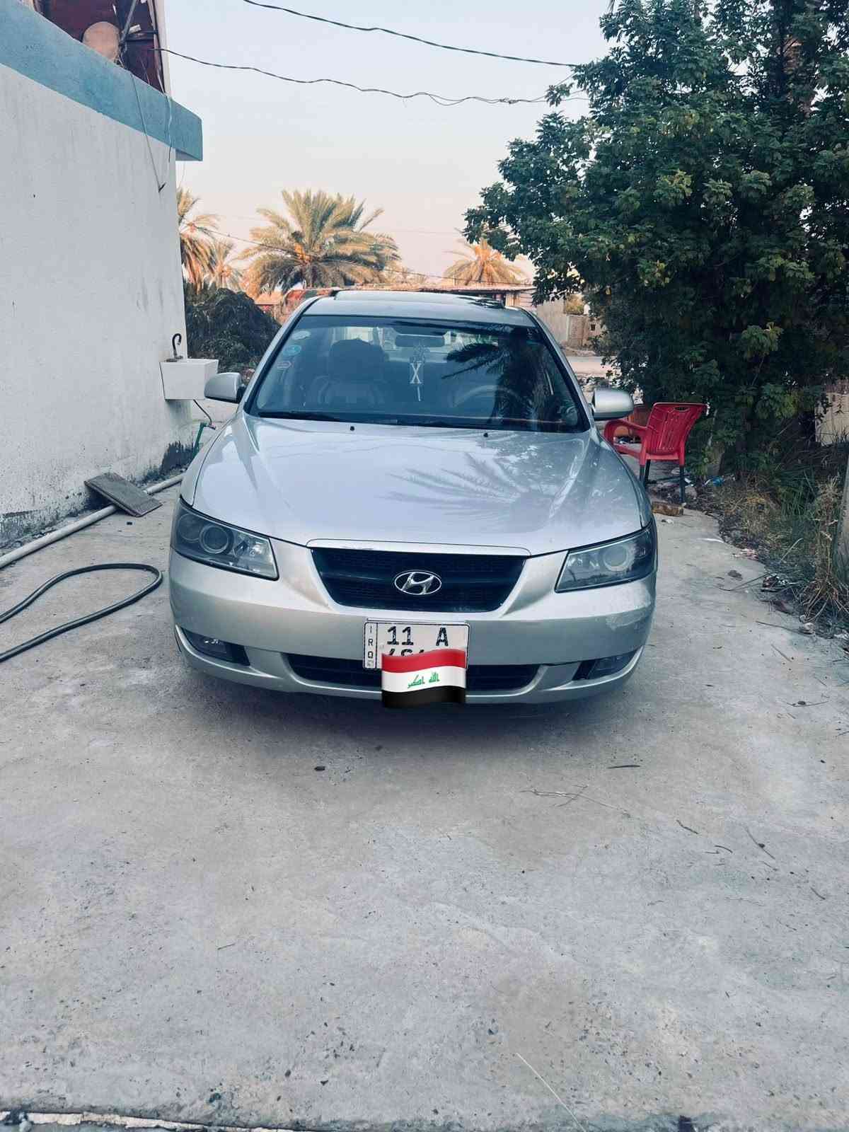 سوناتا وارد امريكي موديل 2007 مسجله 2006
رقم بغداد انكليزي بسمي مشروع وطني ، فتحة سقف ، تحكمات ستيرن ،  شاشه تاب ، 
مكينة وكير جدد مال حاويه كفاله ،
 تخم تاير ، منظومة تبريد جديدة ، 
مرشوشه اقل الحزام ابيع حزام كاملة ماناقصها  برغي 
السعر / 84 
الهاتف / ***********
