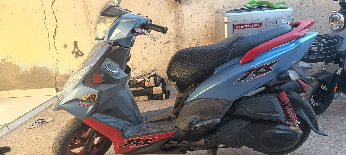 سلام عليكم دراجه جيتي ار نوزل للبيع الدراجه نضيفه مفتوحه مره وحده بس وعوزه كلج امامي فقط دراجه ارواق امداور ثاني يوم وشوكت ماتريد الدراجه شوف عينك تخبل ماشاء الله مكاني العماره الاتصال ***********
