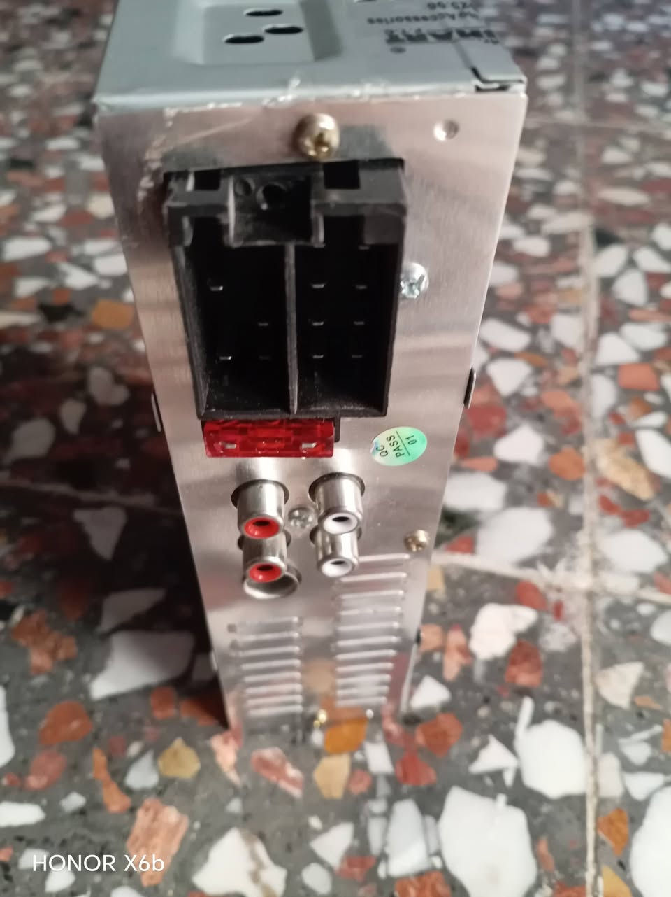 للبيع مسجل نوع FM/MP3 Player موديل SP-703 

جهاز عملي وأنيق للاستماع للموسيقى والراديو 🎶📻

 يدعم FM Radio
 تشغيل ملفات MP3
 منفذ USB
 مدخل AUX للسماعات أو التوصيل
 تحكم سهل من خلال الأزرار والمقبض الأمامي
 تصميم أسود أنيق وحجم مناسب

📌 الجهاز جديد نفس الموجود بالصور 
💰 السعر: 15 وبي مجال 
للتواصل: ***********
