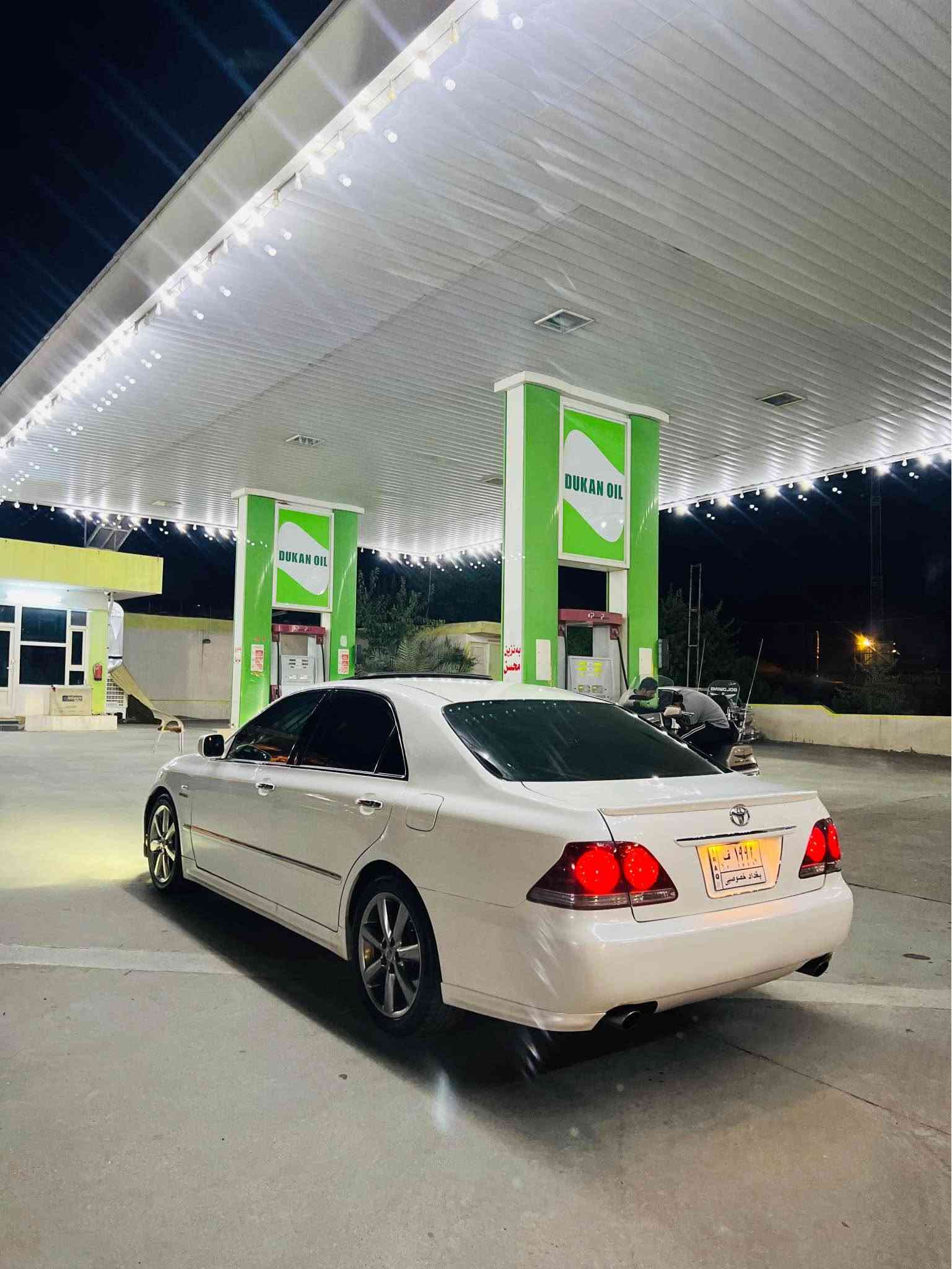 شاهينه ٢٠٠٥.      براوە                    
١٢٠km.                                                
١٨٢ بئ دوکەل 
سلايت و جلدو هيته ر ساج سور سوکان حەیزەران 
فول فوله 
ويل دينگه 
گيرومكينه و كاره بايي هه موي به شه رت 
چركه ي تيدانيه 
باقي هه موو شتيكي به شه رته 
بريك به سراوە
كود و باركؤدي وه ر گيراوه ته وه
سه قف و ده حم و ليدراو به شه رت      *********** دخان, السليمانية
