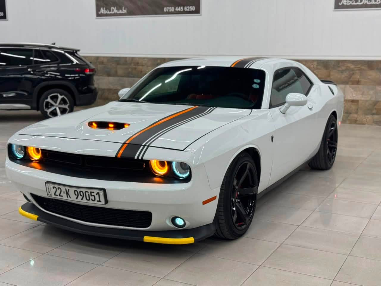 دوج جالنجر2022 SXT لون ابيض
حجم المحرك V6 سلندر (3.6L)

عداد المسافة 52 mil
(السيارة ايرباكات كلة سليمة)
( السيارة رقم أربيل )  
المواصفات :
بصمة 
بصمة أبواب
رادار جانبي (نقاط عمياء)
كشنات تحكم كهربائي
تحكمات استيرن
حساسات خلفية+كاميرا
مانع انزلاق+ABS
‏Apple Car Play
‏Android Auto 
وضعيات القيادة Drive Modes
وبقية المواصفات مواصفات المعروفة
سيارة بيها جاملخ و بونيد اشوياي جاملغ خلفي تعديل 
بدون داخل بدون ارباك 

(العنوان/ أربيل 
للتواصل ***********
***********
