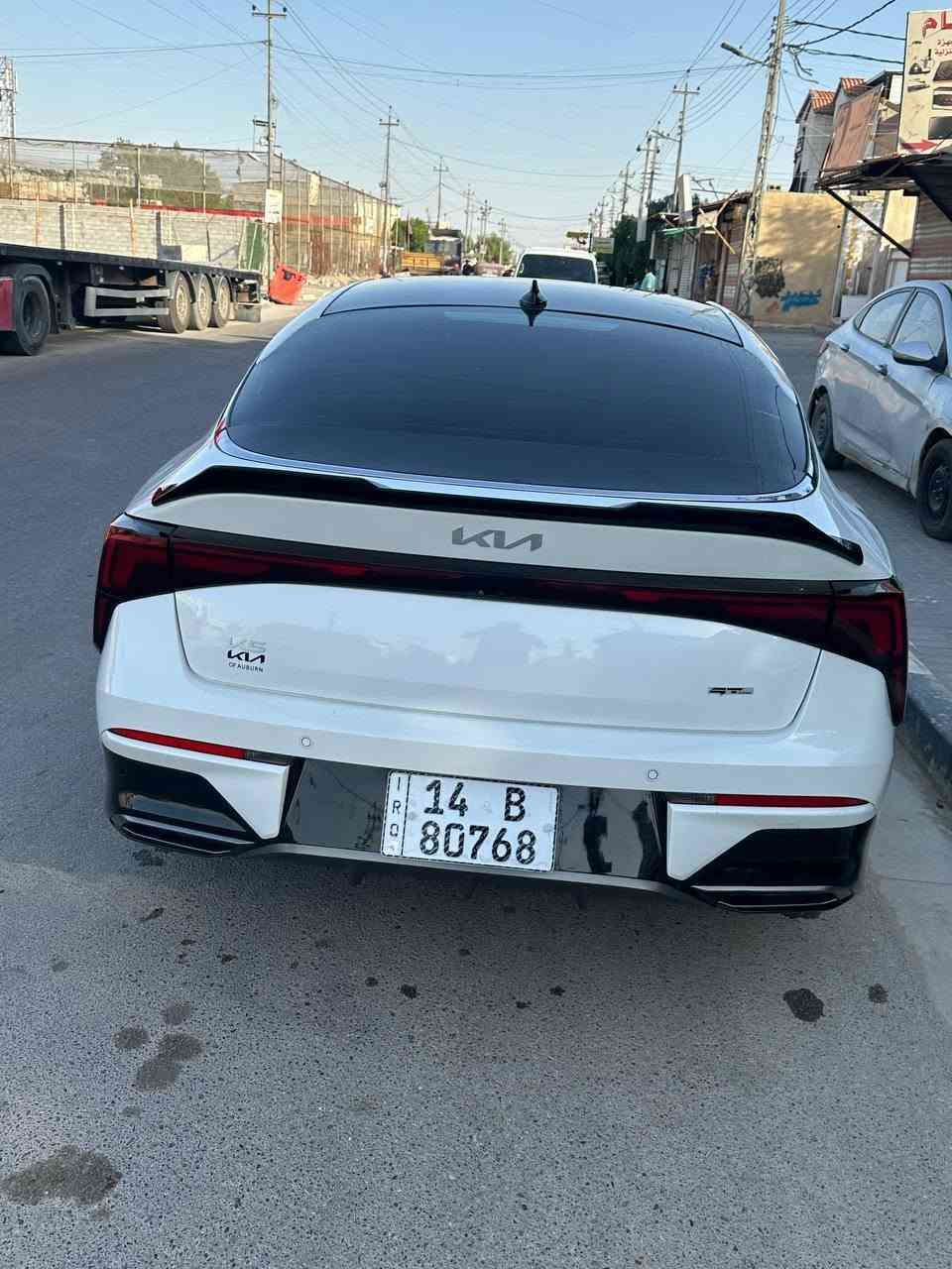 K5 2025
Gt line 
فول مواصفات  دخول جديد  انا المستورد  رقم بصرة باسمي 
حادث السيارة بدون تكم  مبدللهة بيبان ثنين وجاملغ تفصيخ نفس لون شرط تفصيخ ومال وارد امريكي 
بيهة صبغ صار حافة بنيد وجاملغ خلفي فقط الداير 
السعر 190 وبيهة مجال 
***********
