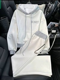 سوت الخامه ولا غلطه سعره بالموقع 49$ يمي بس ب 20 قياسه XL والي يحبون ا...