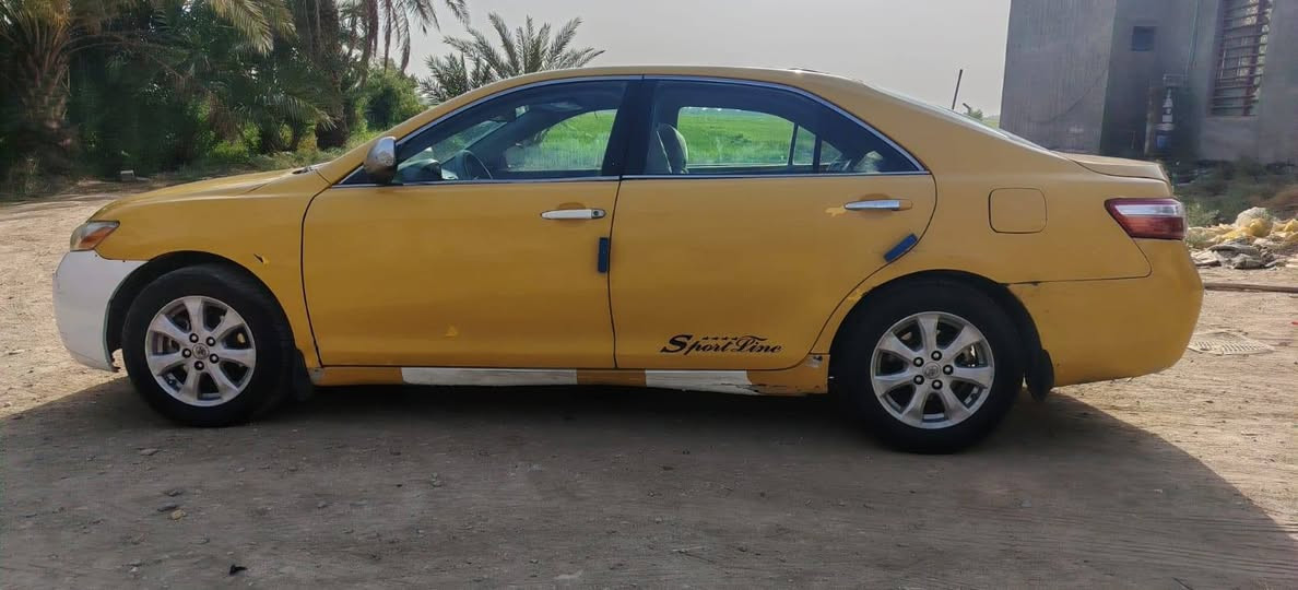 سلام عليكم كامري 2009 وارد امريكي سيارة جاهزة مكينة كير حداديه تبريد تخم تاير كهربائيات باتري جديد راديتر جديد كله جاهز سيارة ضربته من امريكا طخة بسيطة بالجاملغ الخلفي بدون دواخل  والباقي كفالة ليبل واحد مصفرة هيئة وغرامات سنوية بسمي تحويل ثاني يوم السعر 69وبيه مجال الاستفسار على الرقم ***********  مكان نجف. مشخاب
