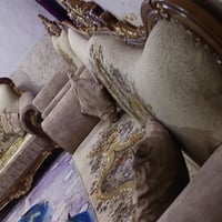 تخم ملكي • ١٠ مقاعد • نضيف
