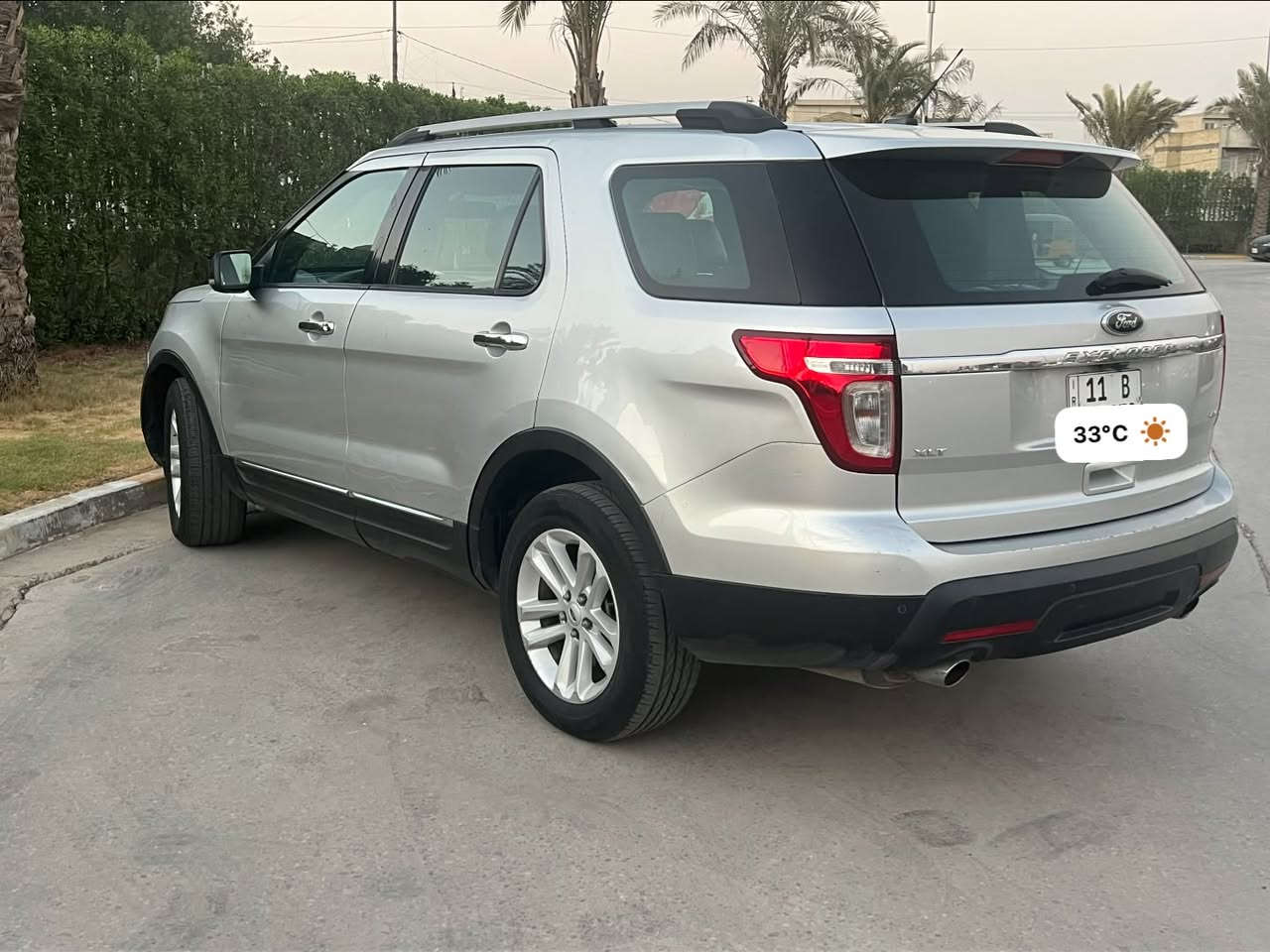 فورد اكسبلور2013 خليجي شركة نيڤا
رقم بغداد دولي جديد 
اللون رصاصي
مكينة 6 سلندر 3600 
7راكب 
3قطع تبريد
فورويل
 كاميرا دواره 
شاشة كبيرة  
تدفئة وتبريد مركزي ثلاث قطع
تحكم ستيرن جهتين 
مثبت سرعة
مدخل USB
حساسات 
كشن كهربائي جلد اسود 
فتحه بلقماره اسلايت روف كبير 
محرك وكير بلاديات ما مفتوحات
السيارة مكفوله ما عده طخه خفيفه باب جمب السائق موظح بلصور 
السيارة خير من الله 
مكان السيارة بغداد الشعب 
السعر (125$)
رقم هاتف ☎️ 

***********
