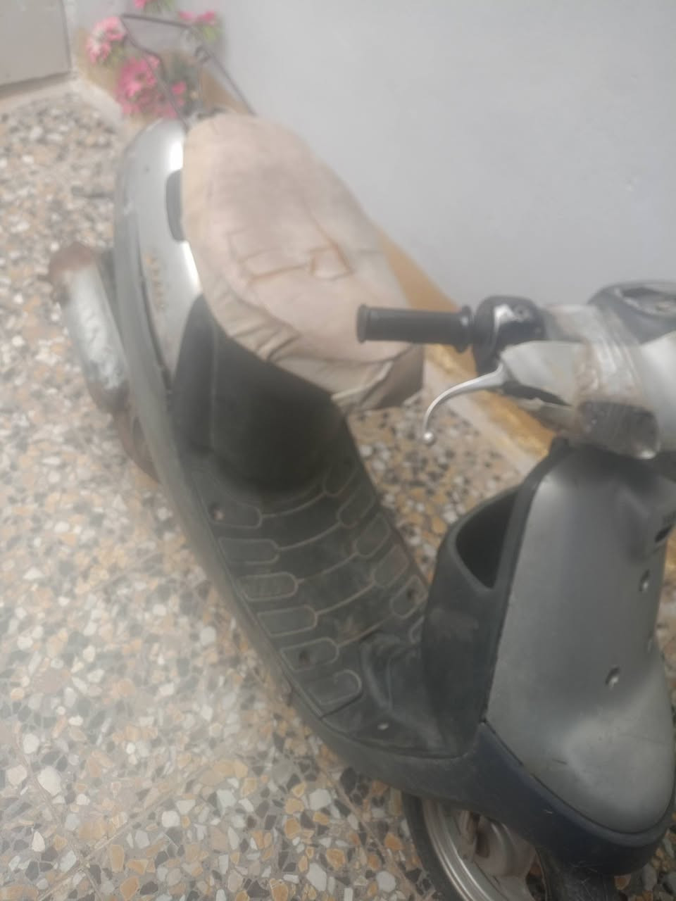 بطة نديه • مكينة حلوه • كهربائيات