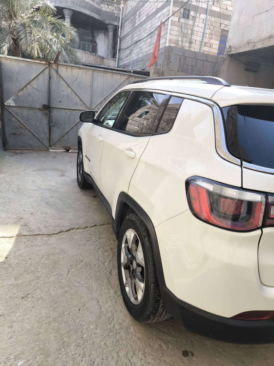 جيب كمباس ٢٠٢٠ • ١٣٢٢١٠ كم • تقرير غرق