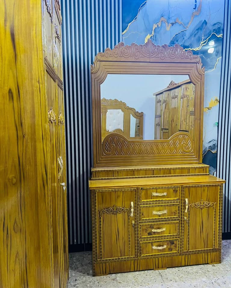 تخفيضات تخفيضات 
عرض عرض لمده محدوده مع معرض ابو حيدر الشويلي 🖤💕
مع ارتفاع الدولار نبقه احنه اسعارنه ثابته 

 الكل يكتب جرايد للبيع بدون مصداقيه.. 🖤
احنه شعارنه المصداقيه بدون جرايد 🖤💕.
اذا تحب تجهز غرفتكك باارقى الغرف الحديثه والراقيه مالك احد غيرنهه مراح تخسر احجز اذا تختلف موصفات وشكل رجعها ويه السايق واحنه الاسفين 🖤💕
غرفهه صاج ٥ملم كليه صاج ودنك زان مصري  هايه الغرفه سعر مليون و٧٥٠ 
 كنتور عدد (عددالابواب )كنتور 
 +ميز تواليت +زاويهه +كومديات الجربايه 🖤💕
بالاضافه لكل هذا غرفه صاج الوجه وداخل عادي  ضهر برغي جرجوبه والقاعده بلوك...لا تتردد بالحجز 
💕🖤
السعر خيالي بس يمنهه تلكون هاي الاسعار 
غرفه ٤ باب ٦٥٠ الف 
غرفه ٥ باب ٧٥٠ الف 
غرفه ٦ باب كنتور عدل ٨٥٠ 
غرفه ٦ باب كنتور نفخ ٩٠٠ الف 
الاتصال على رقم ‭***********‬
