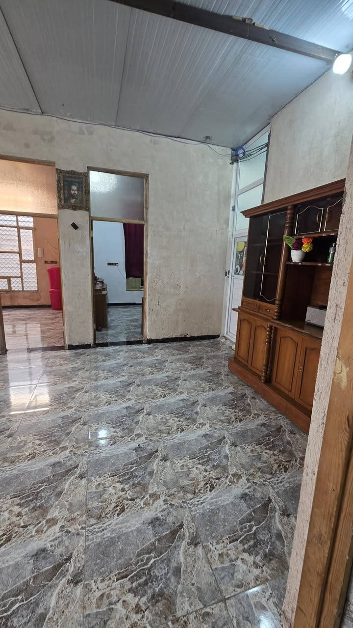 السلا عليكم دار للبيع اب حي خضير طابو 25مساحته 430 متر بناء طابوك مساحت البناء 150متر الطارمه 50 متر مربع  غرفتين 4×4 هول 7×4مطبخ حار وبارد 5×6 مضيف 6×5 ترك مترين حديقه نزال 27واجهه 7   سقف سندويج البيت ركن معزول وطنيه مولد ومي ومجاري
/ ***********
السلا عليكم دار للبيع اب حي خضير طابو 25مساحته 430 متر بناء طابوك مساحت البناء 150متر الطارمه 50 متر مربع  غرفتين 4×4 هول 7×4مطبخ حار وبارد 5×6 مضيف 6×5 ترك مترين حديقه نزال 27واجهه 7   سقف سندويج البيت ركن معزول وطنيه مولد ومي ومجاري
