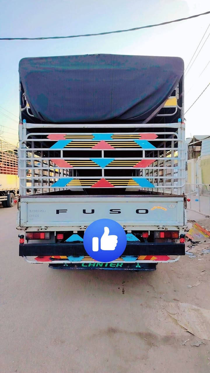 على السلام عليكم كنتر البيع كفاله عامه مكينه كير اكسن تخم تاير موديل ٢٠١٨ سياره كفاله شرط فحص سياره ترايك البصره الا تنقيص ولا تبخير السعر ٢٢٠ وبيه مجال قليل ***********...... ***********
