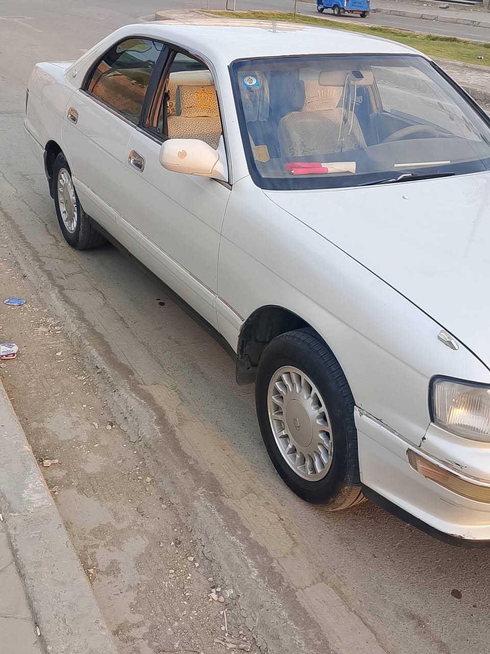 سلام عليكم بطه فصل للبيع موديل 1993 رقم انبار مشروع وطني باسمي@ تحويل ثاني يوم مكفوله من الكص ونقل الجثه والعيب الشرعي محرك وكير ثنين ونص بلكارتون شاصي مكفول حداديه جديده طخم تاير ويلكب اصلي تبريد ثلج كهربائيات كله شغاله العنوان واسط السعر 58 بيه مجال قليل هذه رقم الموبايل ***********

