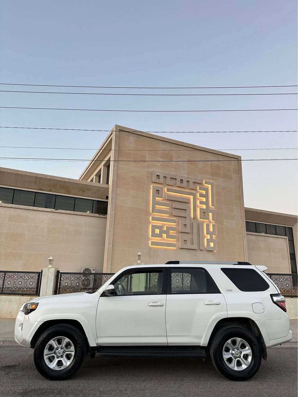 سعر مناسب جدا 🔥🔥 💲265 💲🔥🔥🔥💣💣

TOYOTA  4RUNNER SR5

~ تويوتا فور رنر 2022🏁🏁🏁

~ وارد أمريكا  كفالة عامة🇺🇸

~ محرك 6 سلندر  حجم 4.0

~ فئة SR5

~موصفات 1/1 

~ بصمة 

~لايت يوتو

~ فوريل) 4*4

~ شاشة كبير  كاميرة دوار 

~ كاميرة خلفية 

~ داخلية اسود ملكية 

~ كشن أمامي كهربائية 

~ لايتات عدسة زينونة 

~تحديد سرعة 

~ حجم تايرات 17 

~ سبعة راكب ( ثلاث مقاعد)🛗

~ ماشي 90 مايل 

~ اربع تايرات جديد 

~سيارة مرقم اربيل باسمي جاهزة 

مكان السيارة اربيل📍

*********** أربيل, العراق
