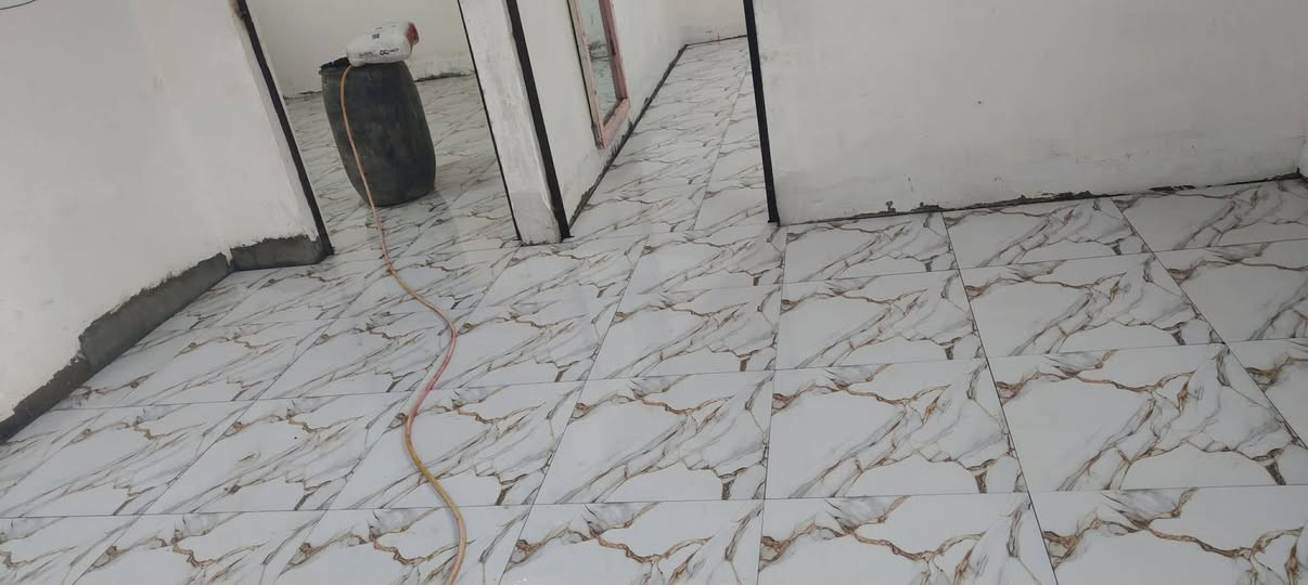 متفرغ حاليا كاشي بورسلين مرمر ازاره درج واتساب ***********
