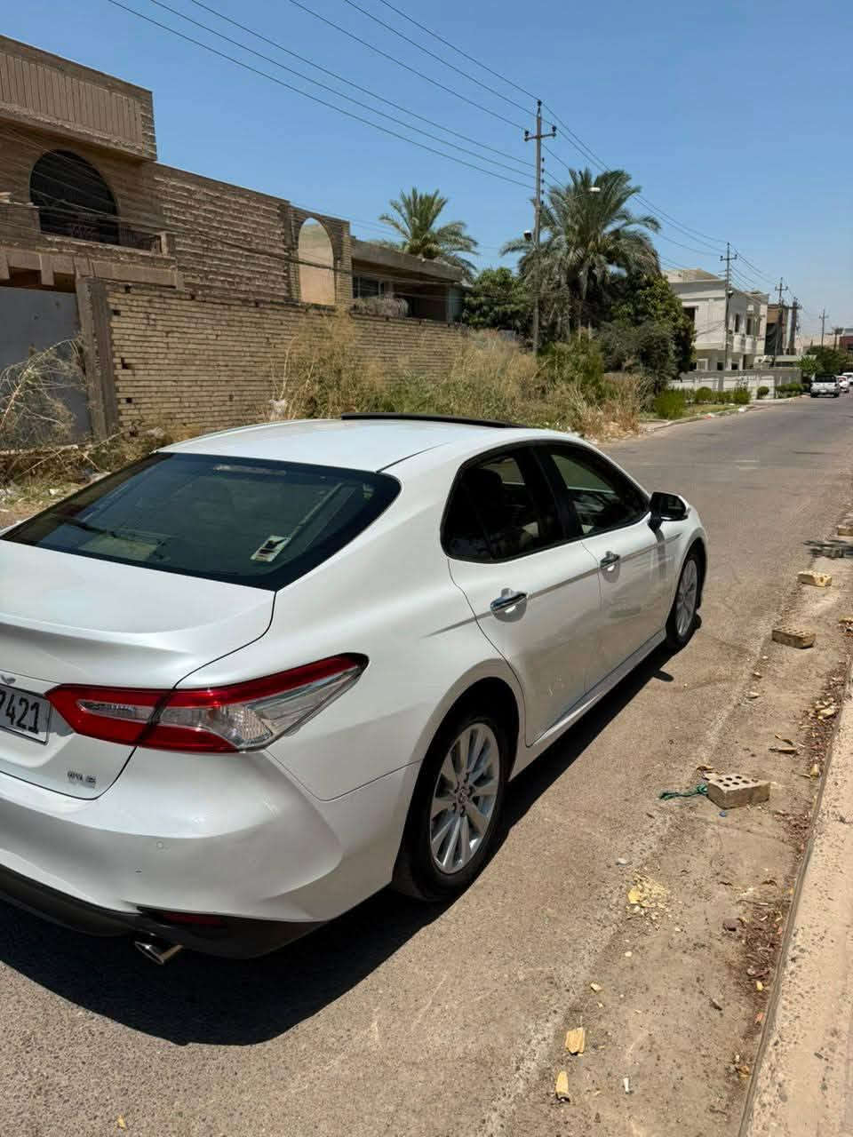 سلام عليكم ورحمه الله وبركاته كامري ٢٠٢٠ وكاله SAS السياره ضمن صيانات الشركه ماشيه ١٠٠ الف مكفوله فقط جاملغ امامي ايمن بي إصبعين طخه خفيفه  رقم بغداد الجديد فول مواصفات مواصفات فئه GLE شاحن لاسكي واناره وبرده خلفيه جام اوتوا مكانها بغداد حي الجهاد  
سعر ٢٠٧ وبيها مجال
 
***********
