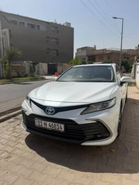 كامري ٢٠٢٤ Gle  فول موصفات وكالة عبد اللطيف مكفولة من الصبغ والتبديل ف...