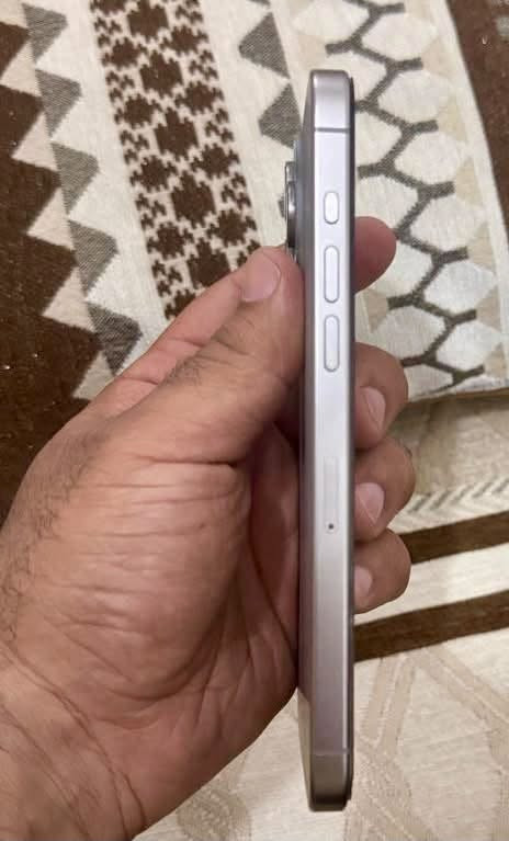 ايفون ١٥ برو ماكس • ماستر عربي AAA • بطارية ٨٥٪