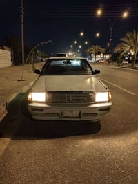 كراون هارتوب • ١٩٩٠ • ابيض لؤلؤي