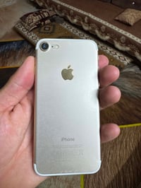 آيفون 7 • شغال ونضيف