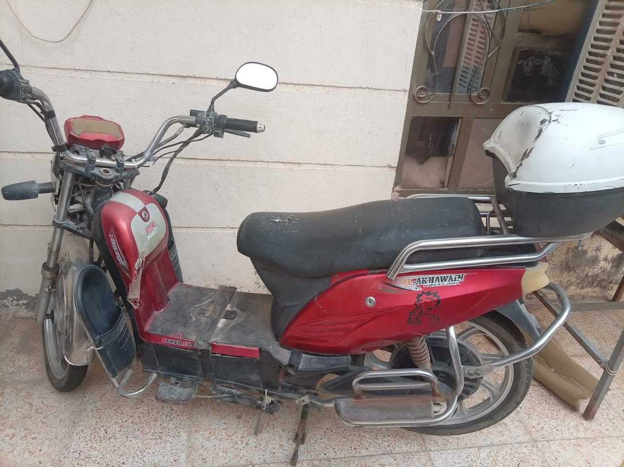 بايسكل شحن • نقص بطاريات • الرمادي التأميم