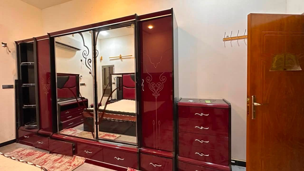 غرفه نوم نفرين غرفه تركيا اصليه ونظيفه وحلوه للبيع السعر 750 الف موقعي مناوي لجم للتواصل ***********
