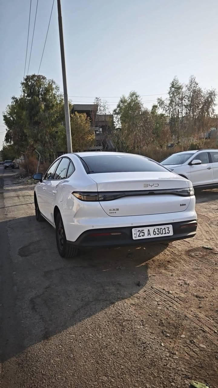 🚘🔥 للبيع | BYD SEAL 5 DM-i موديل 2025 🔥🚘
✨ سيارة هايبرد Plug-in بحالة ممتازة ونظيفة جداً.

🔹 المواصفات:
• موديل 2025
• نظام DM-i Hybrid
• 🔋 شحن كهربائي منزلي
• 📏 عداد المسافة: 18 كم فقط
• حساسات خلفية
• أنظمة أمان ومساعدة السائق
• شاشة ونظام ترفيه متطور
• إضاءة LED أمامية وخلفية
• داخلية مريحة وواسعة
• اللون أبيض
• السيارة جاهزة للفحص
بيه رصعه بالباب فقط صغيره جدا
📍 الموقع: كركوك 
💰 السعر: 138
📞 للاستفسار: مراسلة ***********

🔥 سيارة نظيفة، ممشاها قليل، وجاهزه من كل النواحي 
كوبون بانزين متوفر كركوك, العراق
