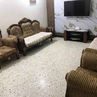 للبيع تخم تركي عشر مقاعد السعر ٢٠٠ الف وبي مجال لاتصال على ٠٧٨٠٢٥٦٢٣٨٥