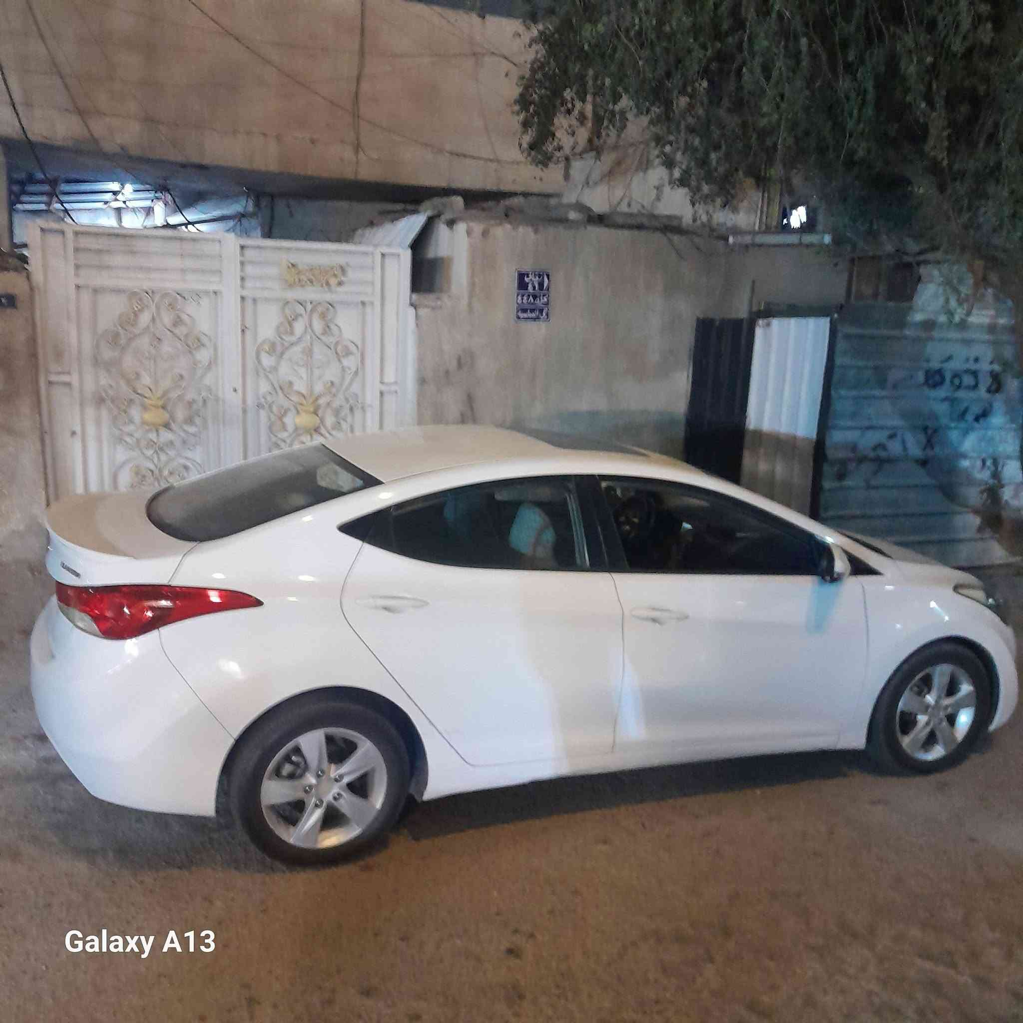 لانتره ١٣ خليجي باسمي تخم تأير جديد صدر جدير مكينه جديده تبريد خير من الله كهربائيات شغاله مكان بغداد الغزاليه رايدها ٩٥ وبيها مجال بصيط ***********

نص مكتوب في الصور:
- Galaxy A13