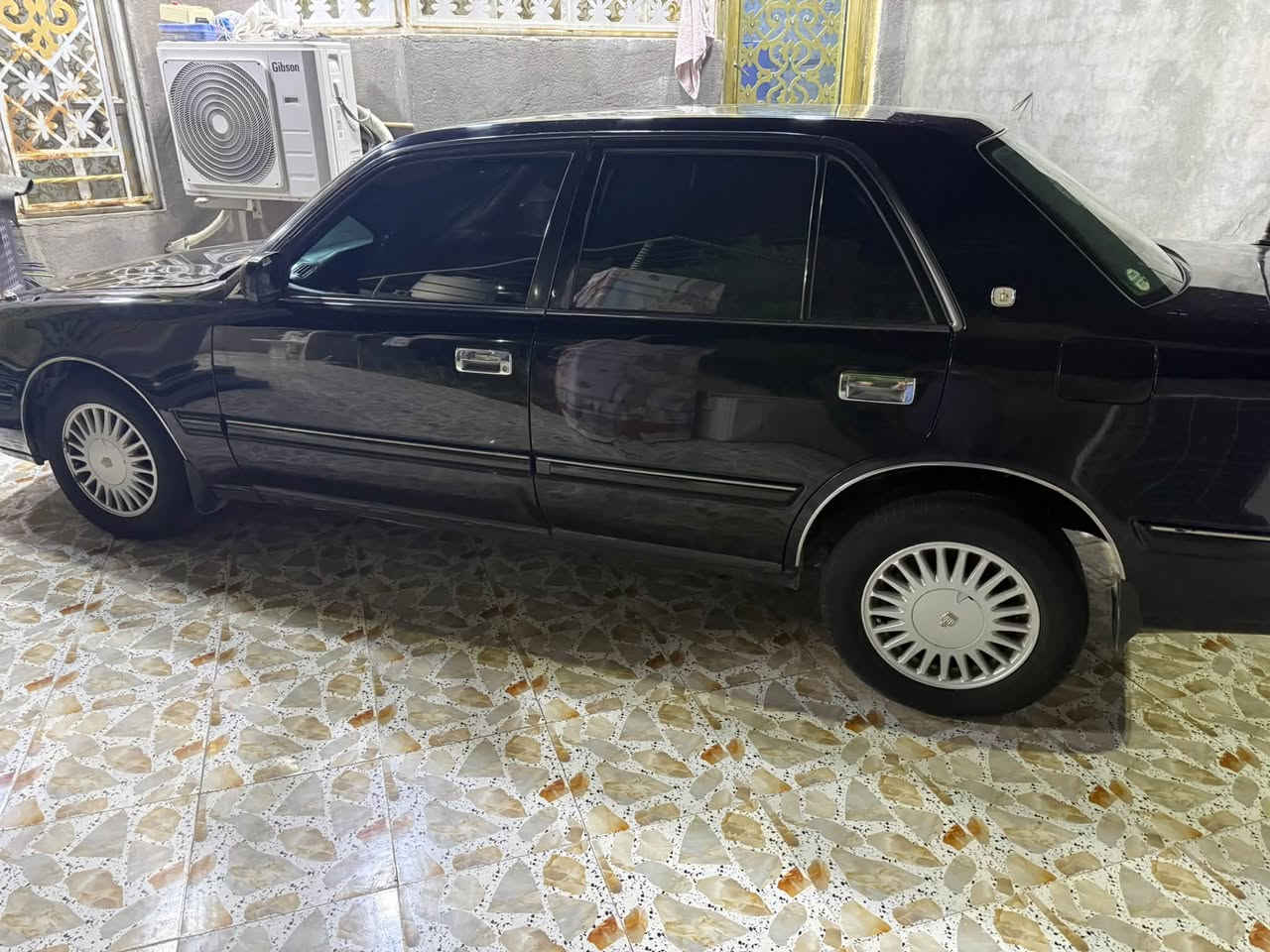 راس الثور تكم اسود  مديل 1997 بأسمي كير مكينة حدادية تخم تاير جديد وباتري جديد مكفولة من الكصة والعيب الشرعي  . شاشة وتبريد  ولايت زنون
تحويل ثاني يوم  السعر 85 وبي مجال للشراي حك الجية  ***********
