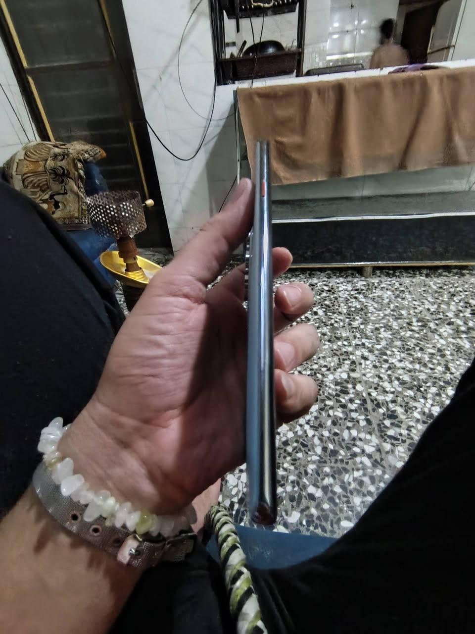 تكنو كامون ٤٠ برو 5G • ذاكرة ٢٥٦ • شاشة ١٤٤ هرتز