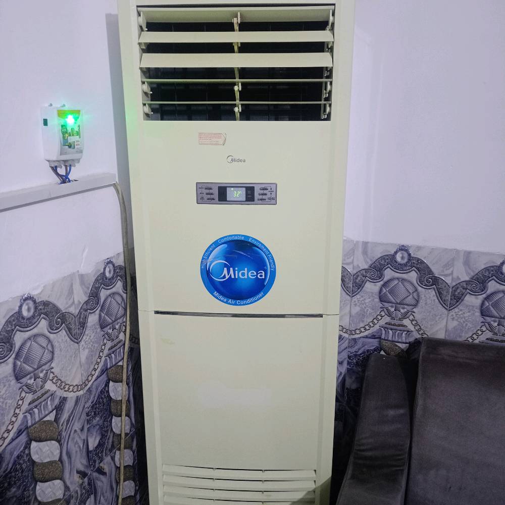 سلام عليكم سبلت ميديا 3 طن نضيف شرط فحص تبريد ثلج مكاني محموديه واتساب 650 وبية مجال ***********