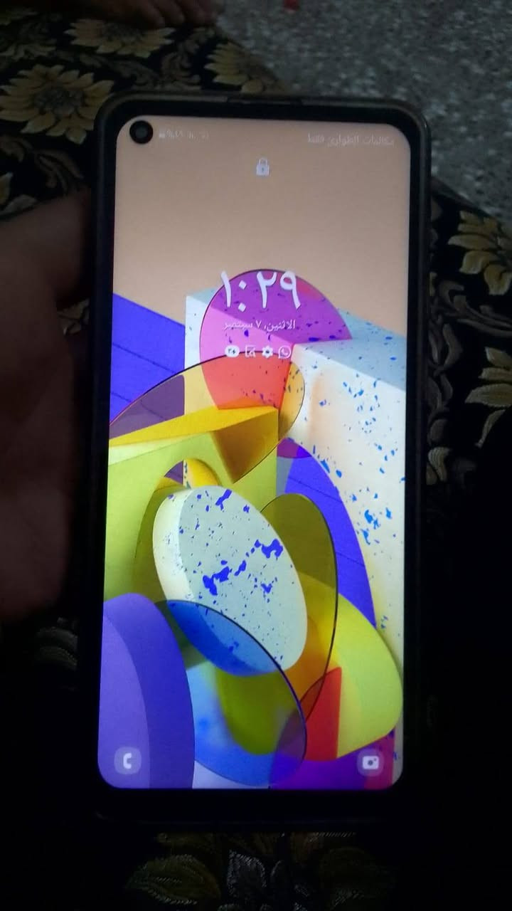 سامسوك s21 ذاكره 64شحن تايب سي سعره ٥٠ مكان ناصريه مركز ***********
