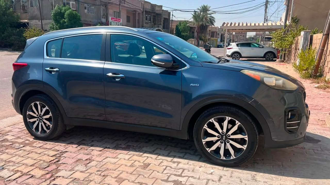 السلام عليكم
للبيع سيارة/      Kia  SPORTAGE

سنة الصنع /            2017 

الفئة          /           EX   2400

الرقم بغداد الجديد 

(((( وارد أمريكي )))) 

فوووول مواصفات 

1- بانوراما 

2- بصمة تشغيل 

3- بصمة ابواب 

4- رادار امامي وجانبي 

5-  حساسات امامي خلفي 

6- مانع انزلاق 

7- كشنات جلد +كهرباء+تدفئه+تبريد

8- فول تحكم استيرن 

9-استيرن تدفئه  

10- كأمره دوارة 

11- شاشة كبيرة بلاديه

12- جنطة كهرباء شفط 

13- ترحيب عند الاقترب

14- مري شفط +أشاير بالمري 

15- تبريد قطعتين 

16-اللايت الامامي اوتو

17-بيها منضومة غاز بمصفى الدوره ضايفها

18-تبريد قطعتين

وبعد بيها مواصفات

ملاحظة ..... 

السياره اني مستوردها بيها فقط دعاميه اماميه مبدله نفس اللون + بيها بارد بالباب الخلفي اليمين 

سياره نقصها تبريد + جامه اماميه

السعر 13,800$ بيها مجال بسيط

سياره رقم بغداد بسمي ومكانها بغداد 

للاستفار

***********‬

***********
