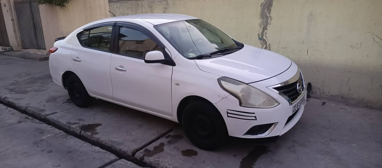 نیسان لاکشمی بای 2019
110هەزار ڕۆییشتیە
سەنەوی هەتا31نوێیە بەناوی خۆمە
دووپارچە سبوغە چاملغی پشتەوە لەگەل سندوقی 
فایبەر وەتسئاپ *********** أربيل, العراق
