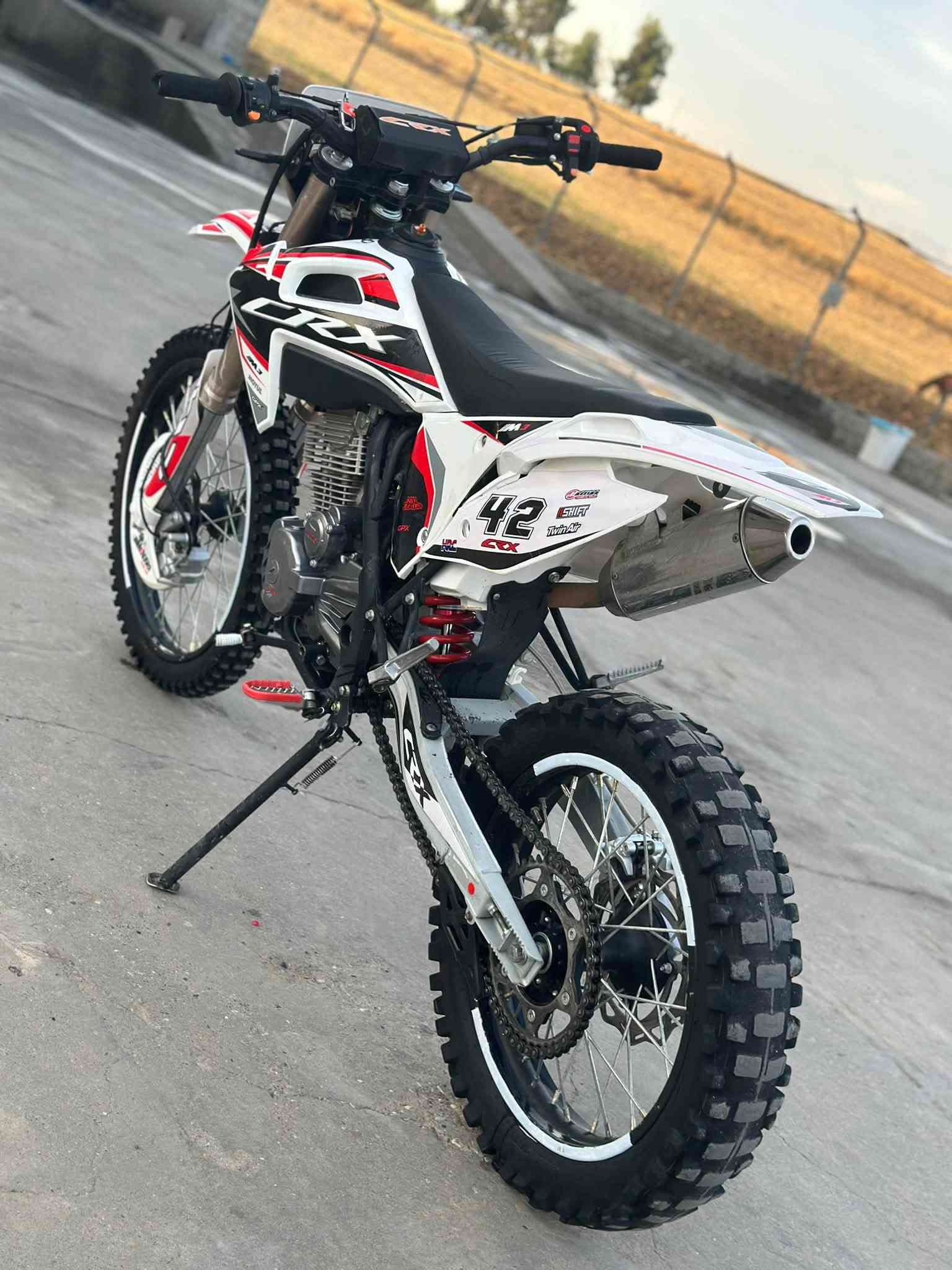 CRX • ٣٠٠ • ٢٠٢٥