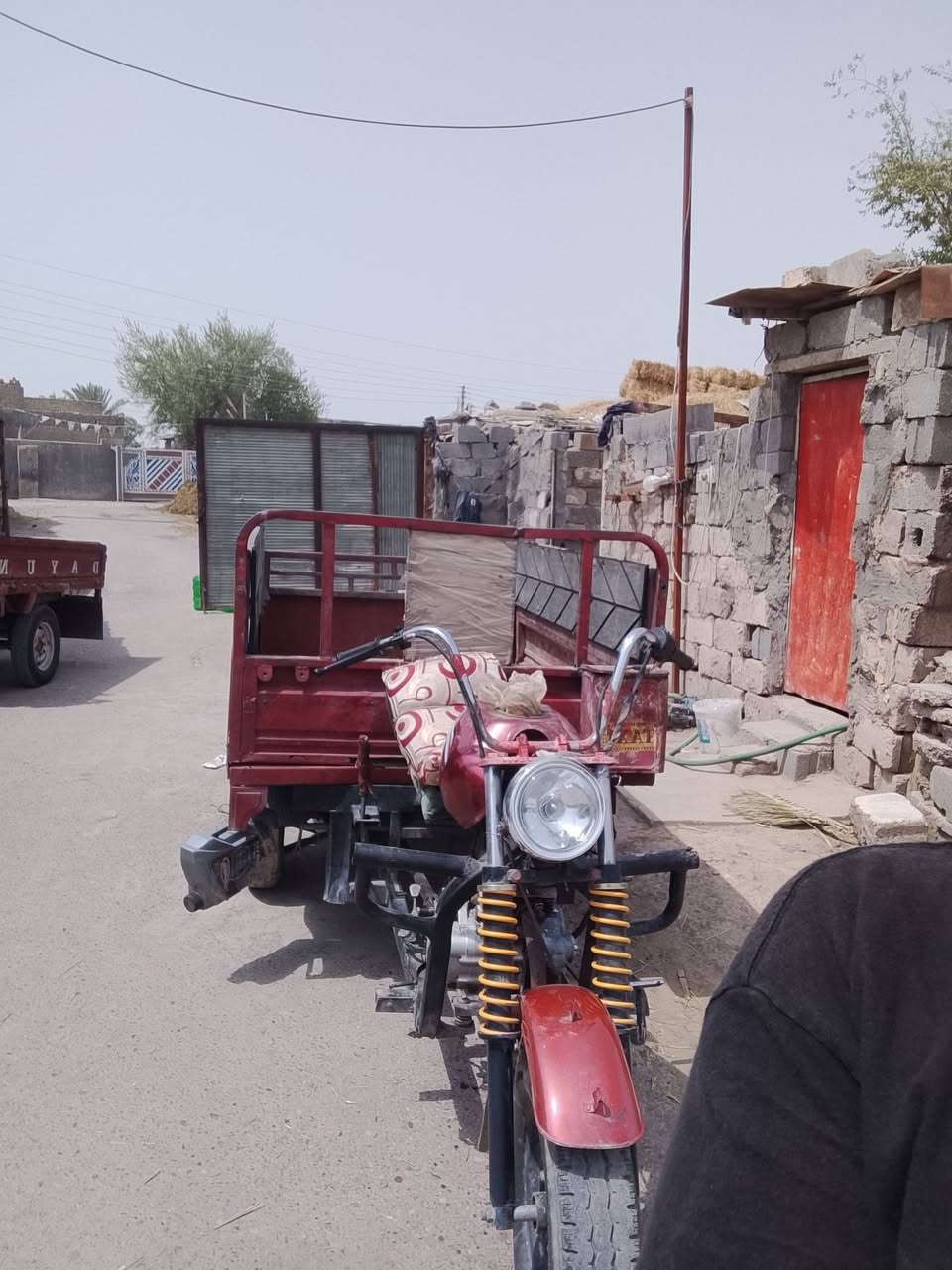 السلام ستوته للبيع دايوان محرك 200
كلك كلك تكفلك حلال وحرام سعر 600وبيها مجال الطيبين مكان بغداد تاجي يريد يتصل ***********
