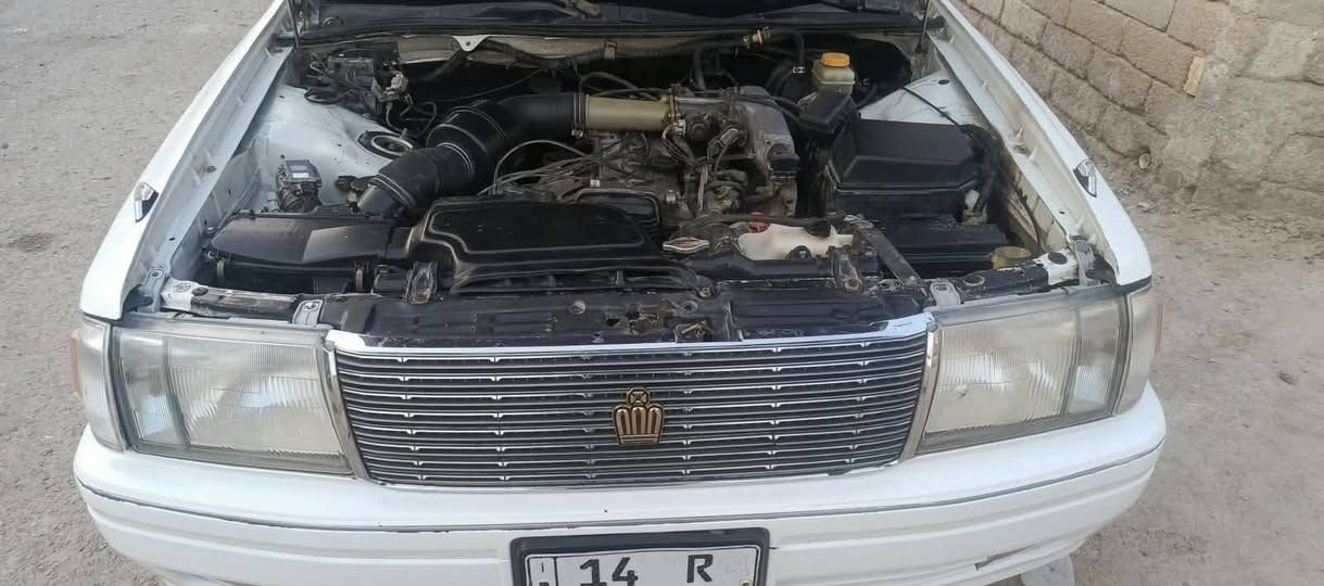 السلام عليكم راس الثور تكم للبيع سياره كفاله من القص والنقل والاصوليات والشريعيات رقم انكليزي باسمي  شرط المداور تخم تاير مكينه كير جدد تبريد ثلج جاهز السياره من جميع النواحي شرط ترايك بصره بغداد للبيع
مكانه بصره قرنه سعره 75 
رقم الهاتف***********
