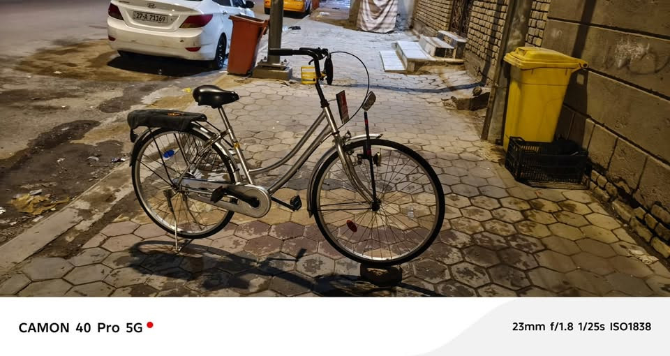 السلام عليكم بايسكل ياباني بناتي حجم 26 لون رصاصي جديد كلش حاويه للبيع سعر 120 وبي مجال حك الجيه واتساب ***********

نص مكتوب في الصور:
- CAMON 40 Pro 5G 34mm f/1.8 1/25s ISO2046
- CAMON 40 Pro 5G 23mm f/1.8 1/25s ISO1838
- CAMON 40 Pro 5G
- 23mm f/1.8 1/50s ISO5970
- CAMON 40 Pro 5G 23mm f/1.8 1/50s ISO3955