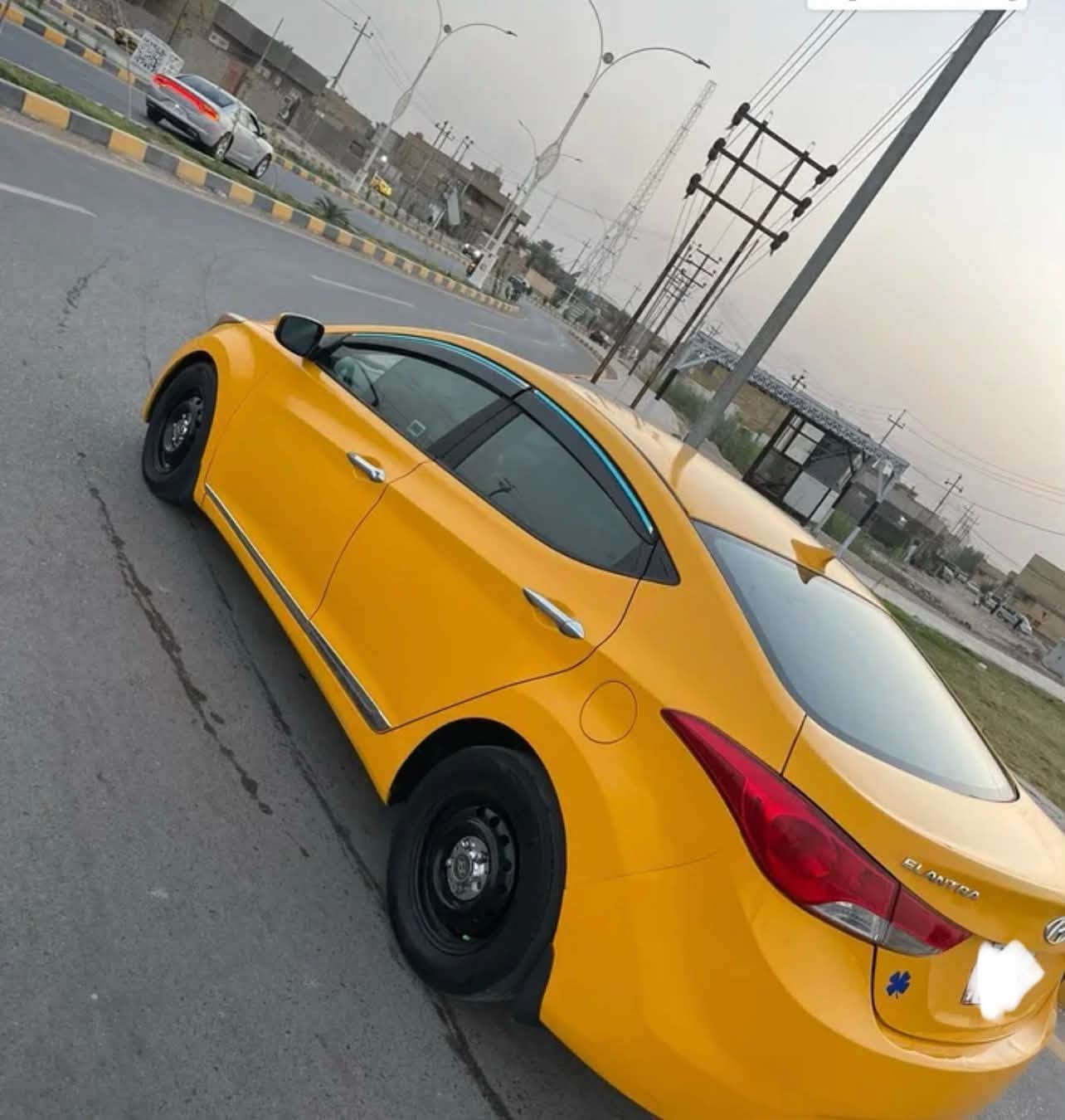 هيونداي النترا • بدون تفاصيل