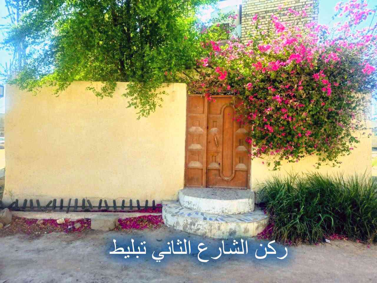 من رخصة الادمن
🏡 دار للبيع – الكوفة / قرب فلكة الدلال
📍 موقع مميز في الكوفة قرب فلكة الدلال.
✅ طابو زراعي عثماني مع معاملة طابو صرف كاملة.
📐 المساحة الكلية: 240 م².
🏗️ مساحة البناء: 180 م².
📍 الدار ركنين على 3 شوارع.
مواصفات البناء:
✔️ أساس صب كونكريت مسلح.
✔️ بناء طابوق.
✔️ 31 دنكة كونكريت مسلح (للدار والسياج).
✔️ تمديدات كهرباء حديثة (بواري دفن) بتنفيذ راقٍ ومتعوب عليه.
🏠 الطابق الأول (جاهز للسكن):
• صالة كبيرة جدًا.
• استقبال.
• غرفتان.
• مطبخ.
• حمام داخلي سيراميك مع مخزن علوي.
• حمام خارجي سيراميك.
🏗️ الطابق الثاني:
• هيكل مبني حتى مستوى السقف (غير مسقوف وغير مشطب).
• تصميمه يتضمن 3 سويتات، وكل سويت بحمام مستقل.
🌳 حديقة رئيسية واسعة، بالإضافة إلى حديقة جانبية.
💰 السعر مناسب، وللجادين فقط.
📞 للاستفسار والمعاينة:
***********
