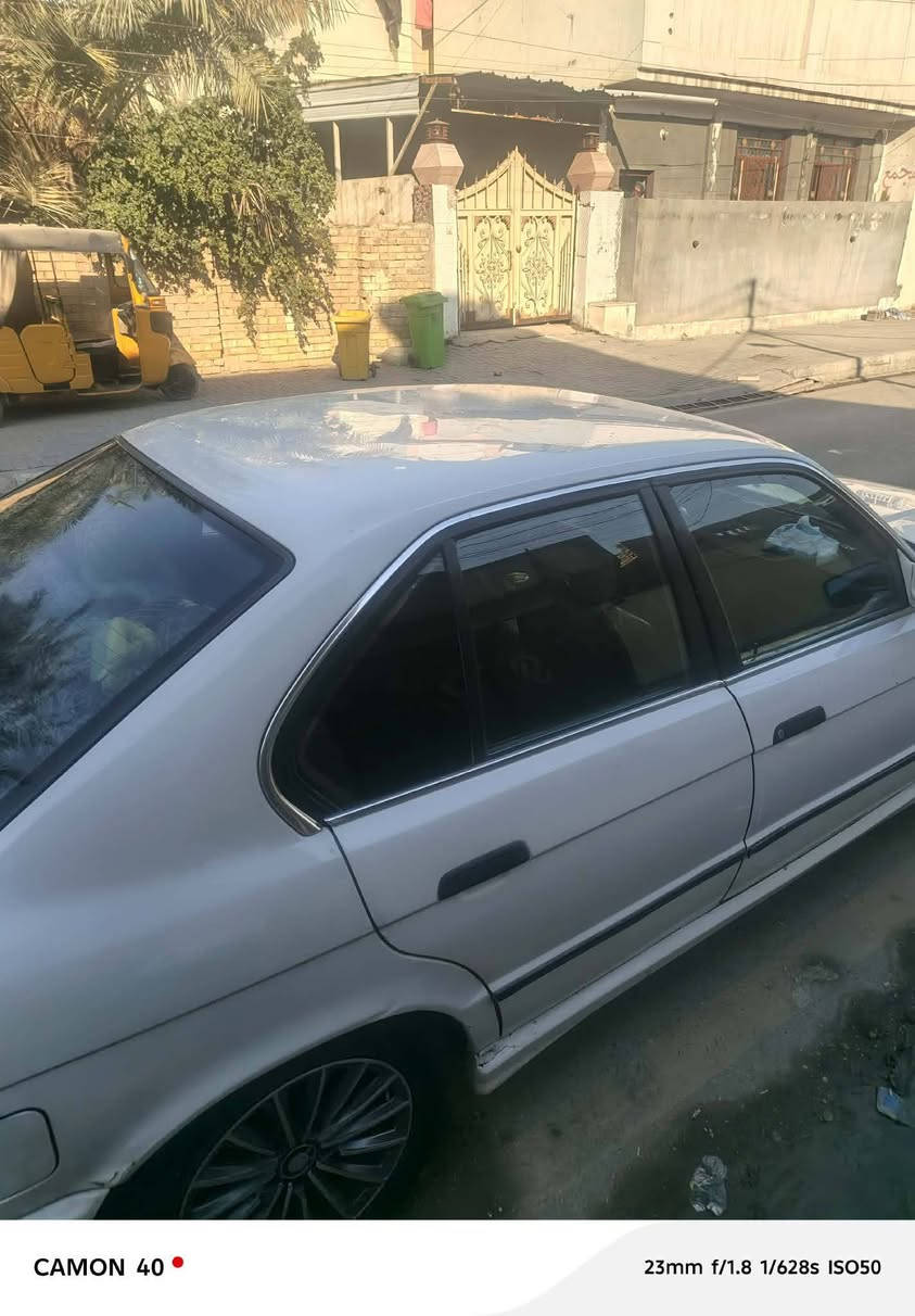 بي ام دبليو الحجم 525حداديه جديده مسكر فانوص تبريد شغال رقم بغداد باسمي تحويل ثاني يوم موديل 90السعر 45وبيه مجال قليل المكان صويره ***********
