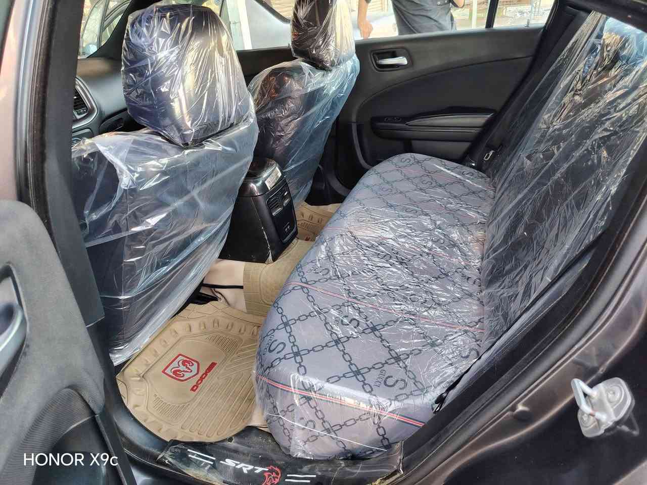 السلام عليكم
جارجر مديل 18 اصل سياره جاهزه حلوه 
حادثه مرفق ويه الصور جاملغ ابنيد تصليح وباب خلفي مبدل  بيع فقط بدون مراوس السعر 155 مكان ناصريه ***********
