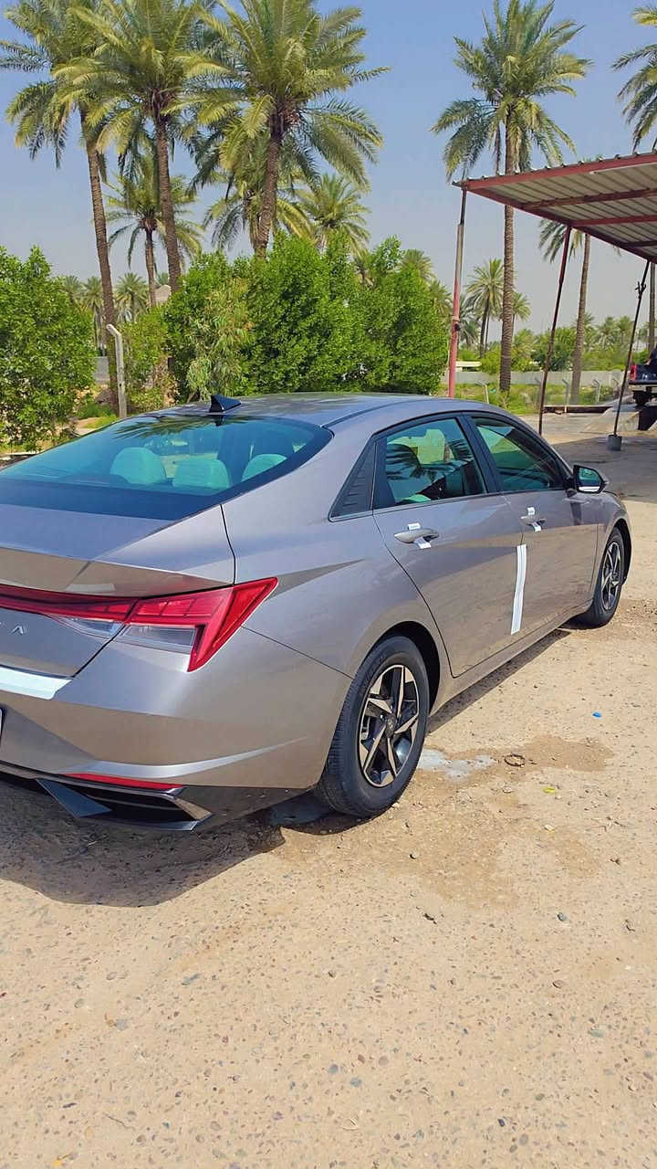 للبيع هونداي النترا موديل 22 رقم أربيل
فتحه _ كشنات جلد تدفئة _ تبريد مناخين _ بصمة _ تشغيل عن بعد
رادار 360 درجه _ توقف ذاتي _ تنبيه الخروج عن المسار _ حساس بريك 
كفاله من الصبغ والضربه ماعدى بارد بالهلال الخلفي صار عندي ممبين وعلى حطته /ماشيه 106 كم 
للأستفسار اكثر الاتصال على الرقم 
***********
