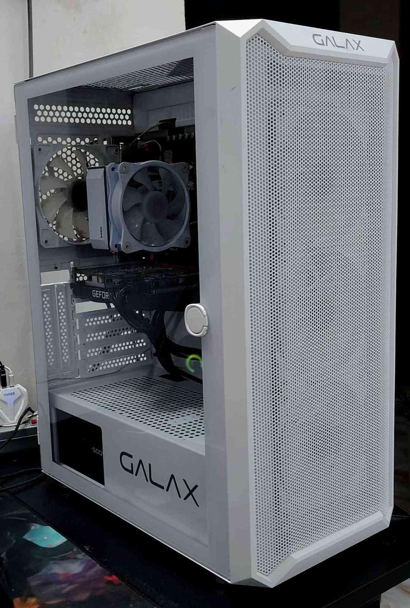 معالج Xeon E5 ٢٦٥٠ • كرت GTX ١٦٥٠ • رام ١٦ جيجا