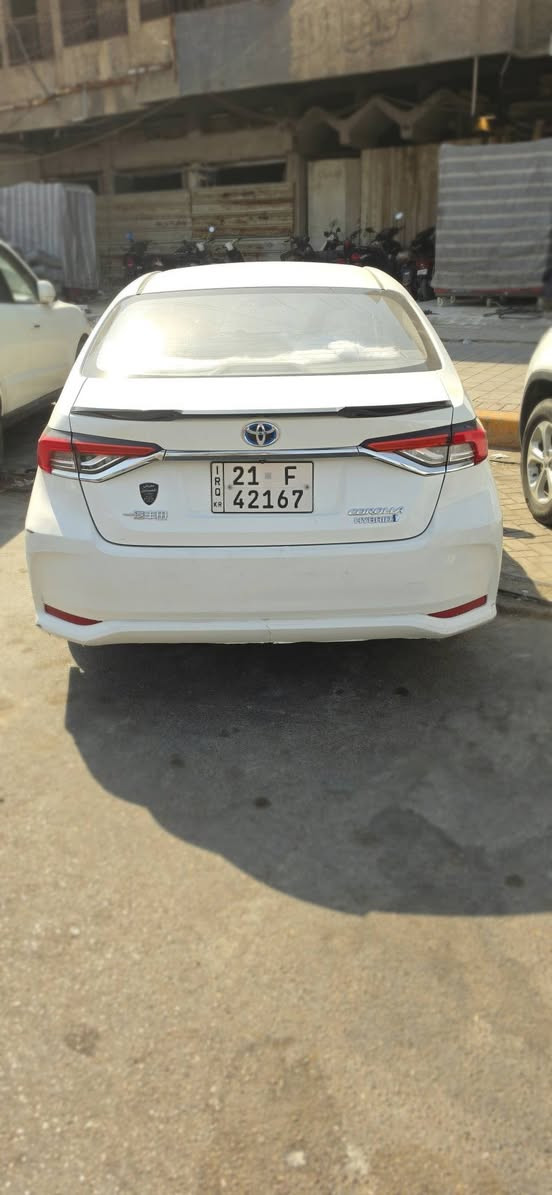 كورلا هايبرد 24
ماشيه 30 
بدون فتحه داخل لون بيجي بيها لدات داخليه اصلي  بيها طخه بالجاملغ الخلفي وبالباب البصف السايق تكحيل مو ظربه قويه ومواصفات المعروفه
سعر 150 ورقه وبيها مجال بسيط
للبيع مو مراوس 
مكاني حي اور 
***********
